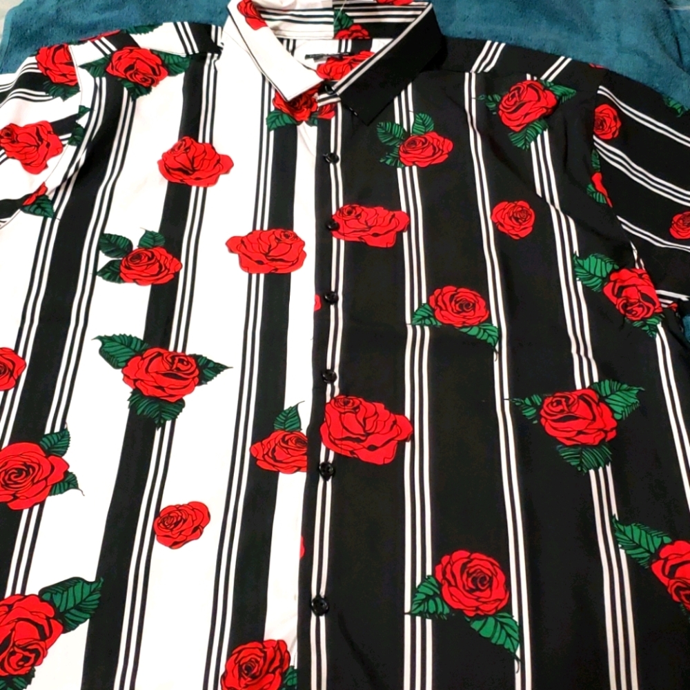 Men's short sleeve woven top